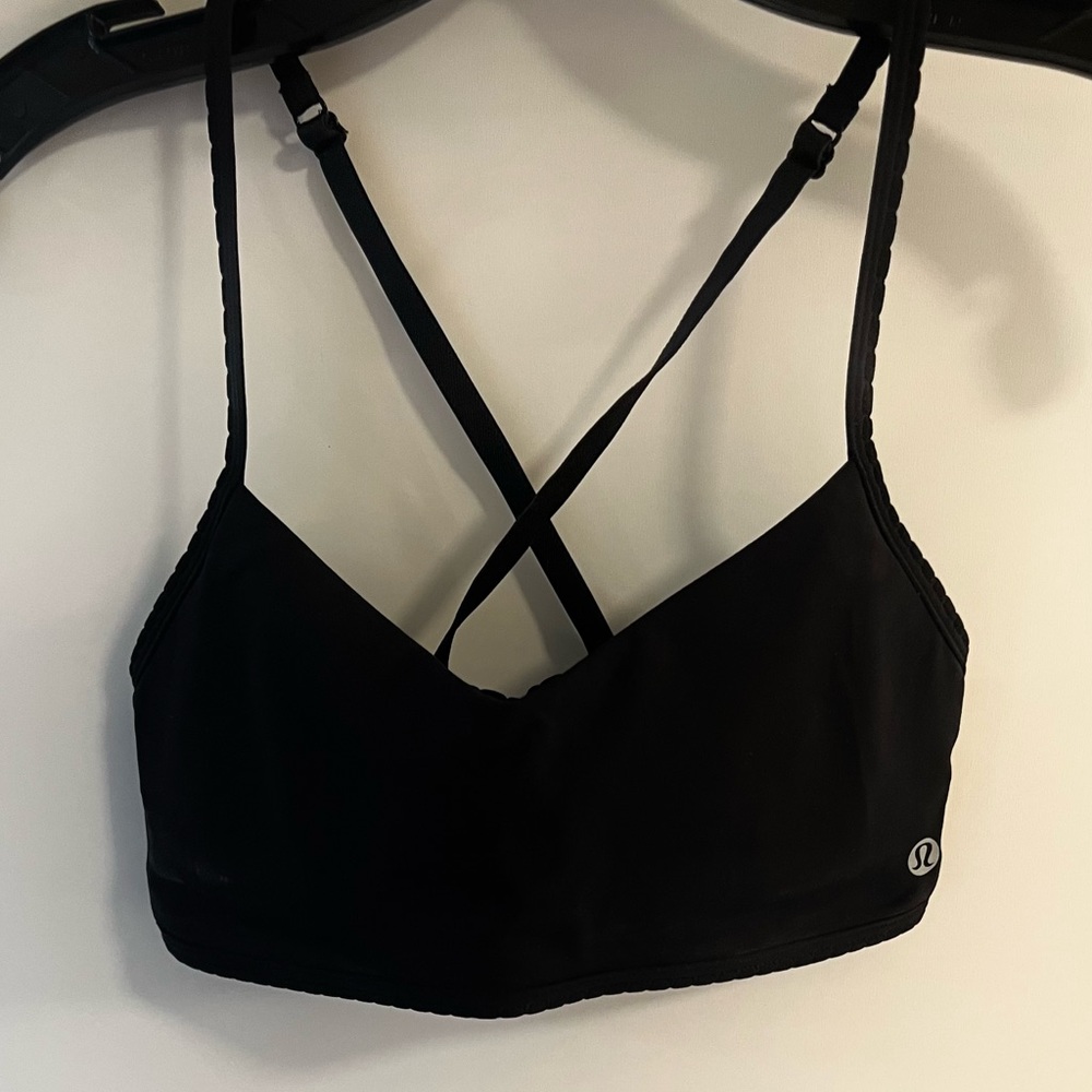 Lululemon Black Sports Bra w/ Adjustable Straps